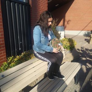 Meet your Posher, Laura